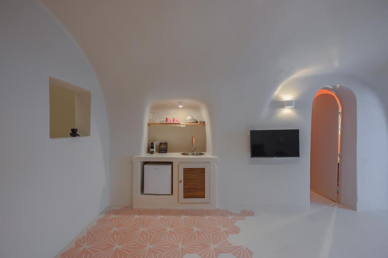 Elements Cave Suites 메갈로호리 외부 사진