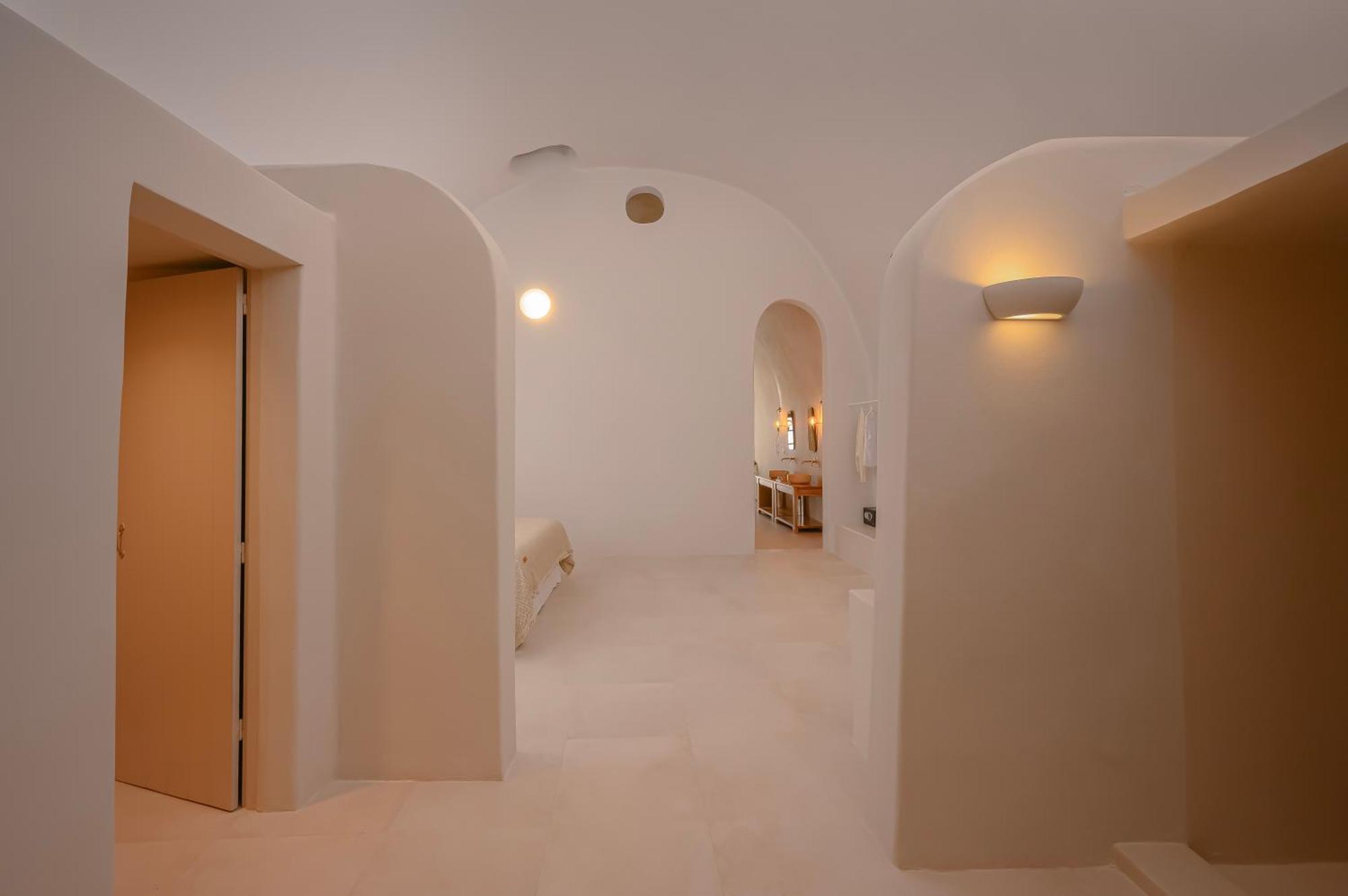 Elements Cave Suites 메갈로호리 외부 사진