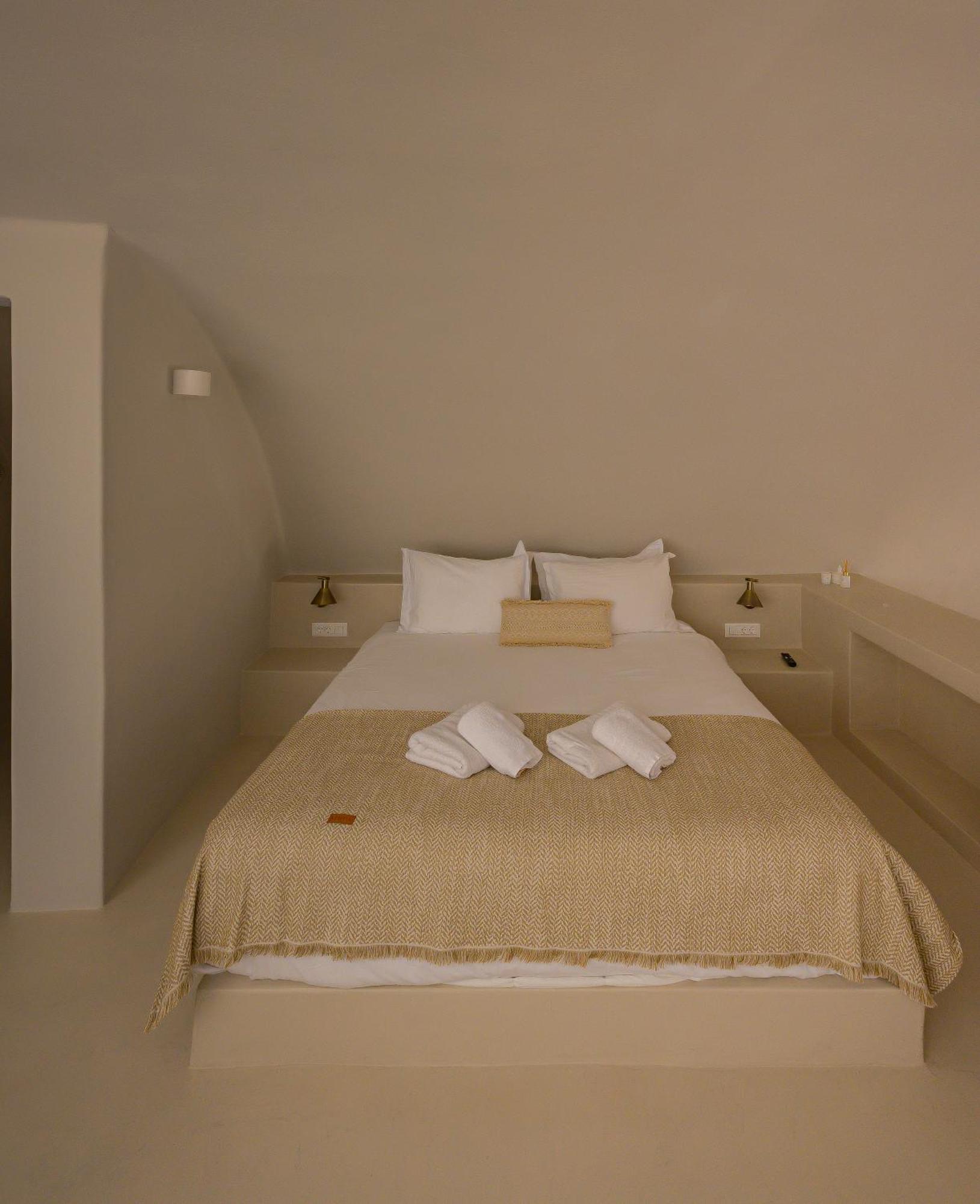 Elements Cave Suites 메갈로호리 객실 사진